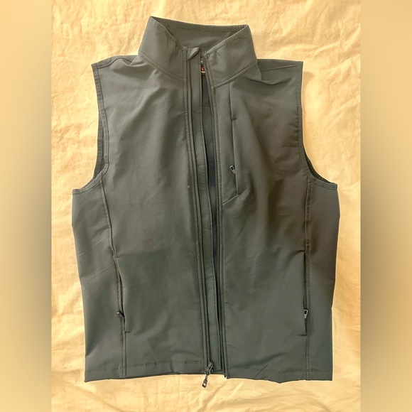 32 Degrees Heat Men’s Navy Blue Vest - Picture 1 of 4